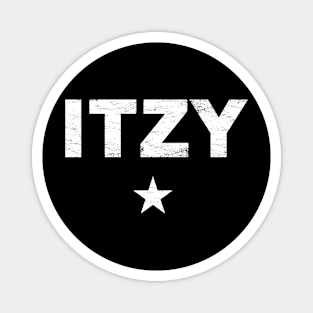 ITZY Minimalist Star Retro Magnet